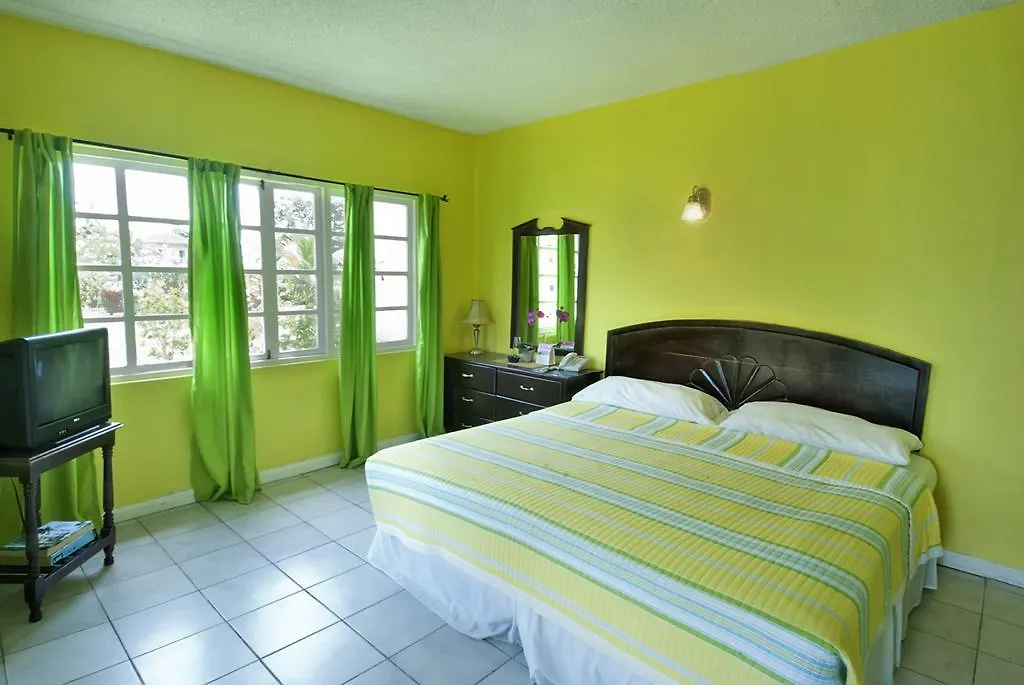 Coral Seas Beach Negril 2*,  Jamajka