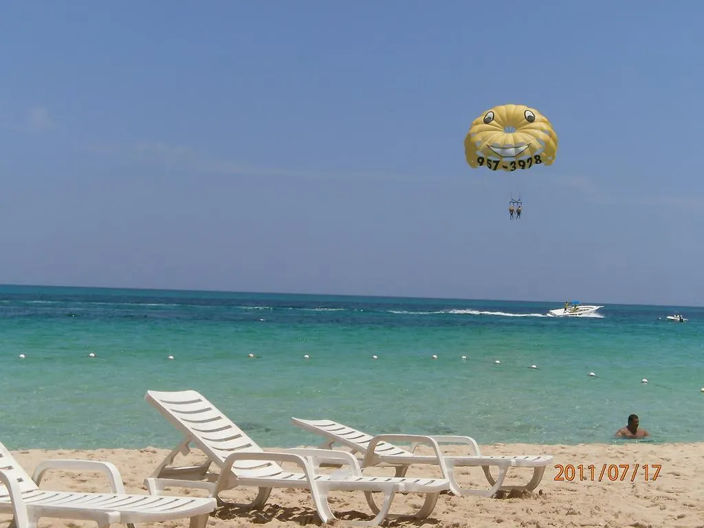 Hotel Coral Seas Beach Negril