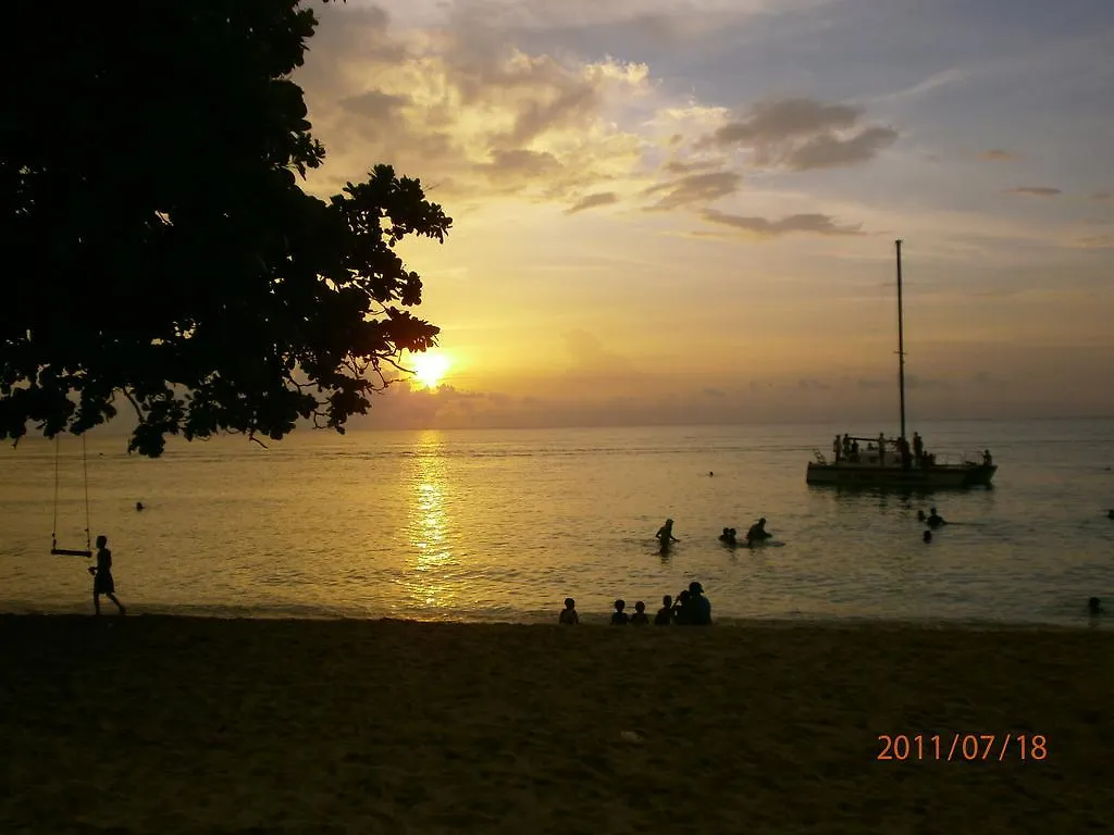 ** Hotel Coral Seas Beach Negril Jamaica