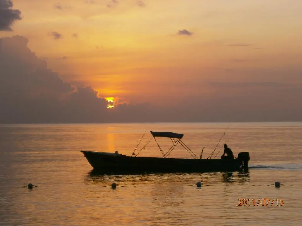 Coral Seas Beach Negril Hotel