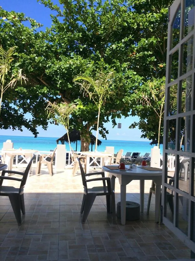 Hotel Coral Seas Beach Negril